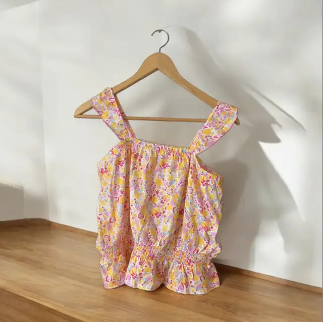 NEW Girl's Oshkosh B'Gosh Floral Print Ruffle Tank Top Size 14 in Kids & Youth in Winnipeg - Image 2