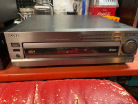 Nice vintage video CD player big and small discs  150$