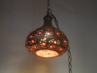Lampe suspendue en céramique, Maurice Chalvignac, vintage kitsch