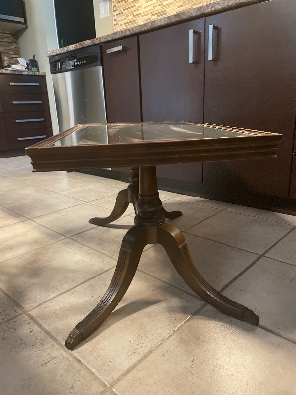 Vintage Duncan Phyfe glass top coffee table Coffee Tables Brantford