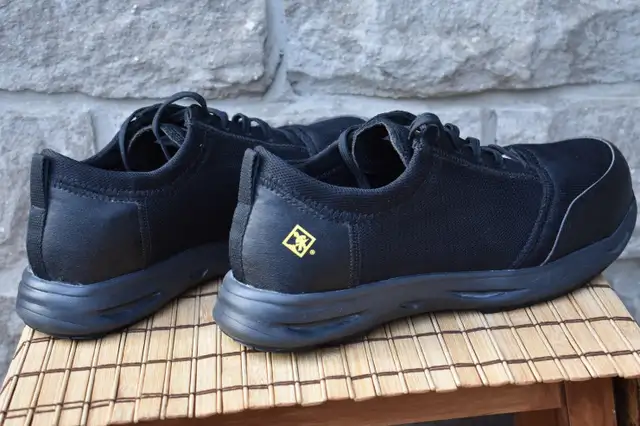 Terra Steel Toe Safety Work Boots – Men's Size 10W (EUR 43, UK 9 in Men's Shoes in Markham / York Region - Image 7
