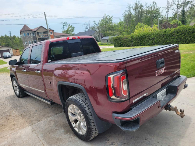 2016 GMC sierra Denali in Cars & Trucks in Kawartha Lakes