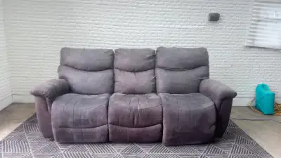 LazyBoy electric recliner sofa Two electric recliner both work Washed and cleaned Dimension 88” in w...