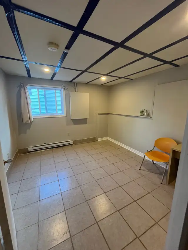 Private Room for Rent in Room Rentals & Roommates in City of Halifax - Image 2