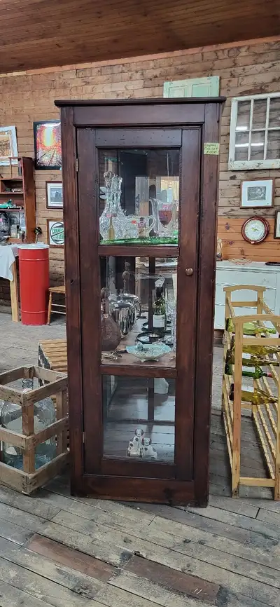 Antique glass display cabinet with mirror backing. A truly unique piece! 26-1/4" W x 26-1/4"deep x 7...