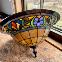 Tiffany-style Stained Glass Ceiling Flushmount Light 