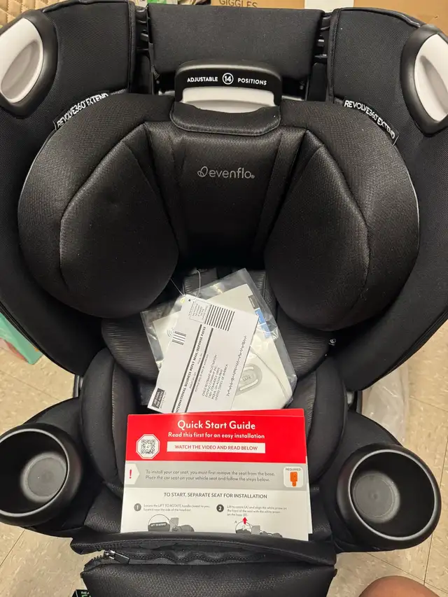 Evenflo Revolve 360 Extended Convertible Car seat  in Strollers, Carriers & Car Seats in Edmonton - Image 3