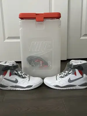 Super Rare Nike Air Pressure David Robinson (Size 9), View more