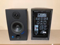 yorkville  YSM1P powered studio speakers