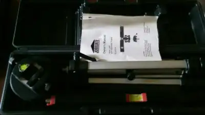 Jobmate Laser Level w/adj. tripod &case new. like 57-4537-6, View more