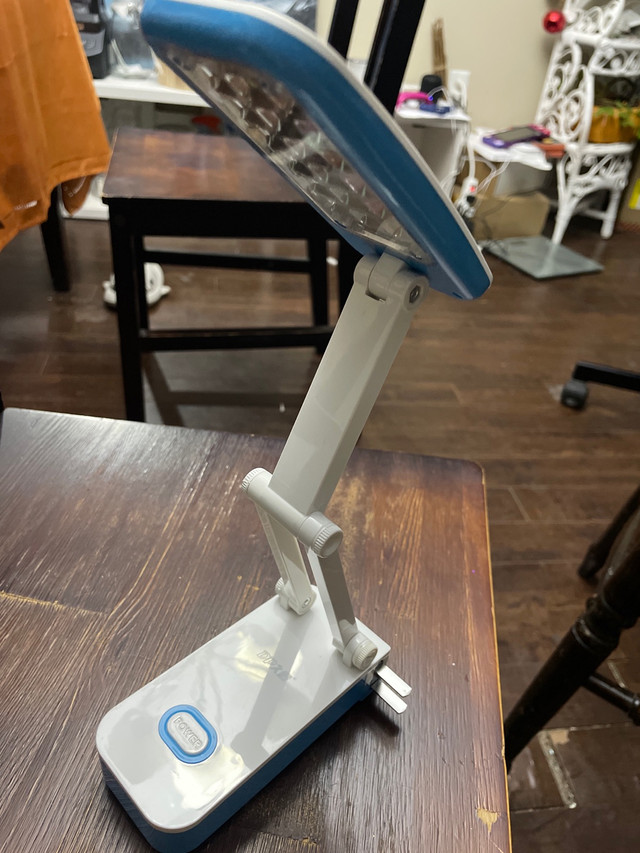 Multi function foldable desk lamp in General Electronics in City of Halifax - Image 2