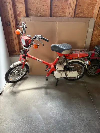 One Family owned Honda Express Ran last year haven't done anything with it . Have Brand new Honda Ba...