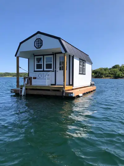 Want to own your own off grid solar powered home that floats wherever you’d like to live? No having...