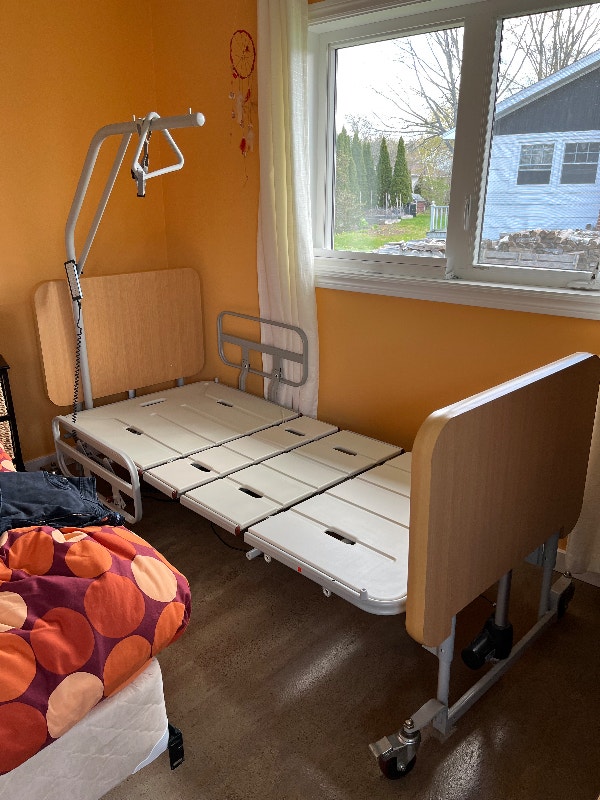 Medical Bed ( NOA permobil) Health & Special Needs Annapolis Valley