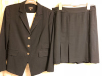 MEXX Navy Suit/Skirt Set - Size 12 top and 10 skirt - EUC