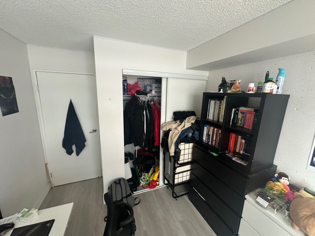 1 Bedroom Including  Parking and Electricity in Room Rentals & Roommates in City of Toronto - Image 2