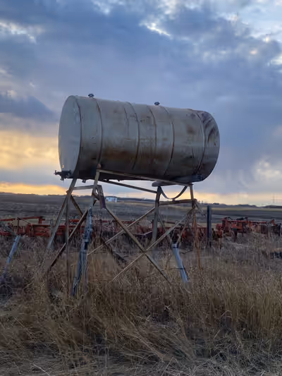Got two fuel tanks maybe 3