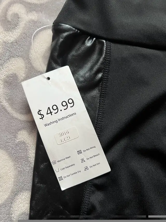 Ml&Ml Fashion Women’s Black High Waisted Leggings in Women's - Bottoms in Oshawa / Durham Region - Image 3