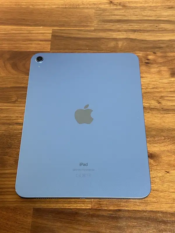 ipad 10th Gen in iPads & Tablets in Barrie - Image 3