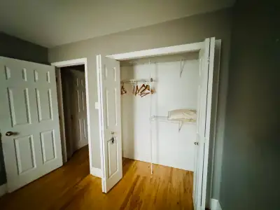 I am offering a room for rent. The room is in a shared accommodation. The room is unfurnished, the b...