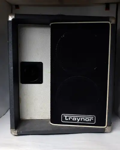 Traynor BW-4 Cabinet Speakers $250, View more