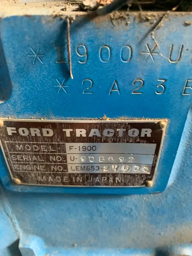 FORD 1900 Diesel Tractor Package in Other in Prince George - Image 4
