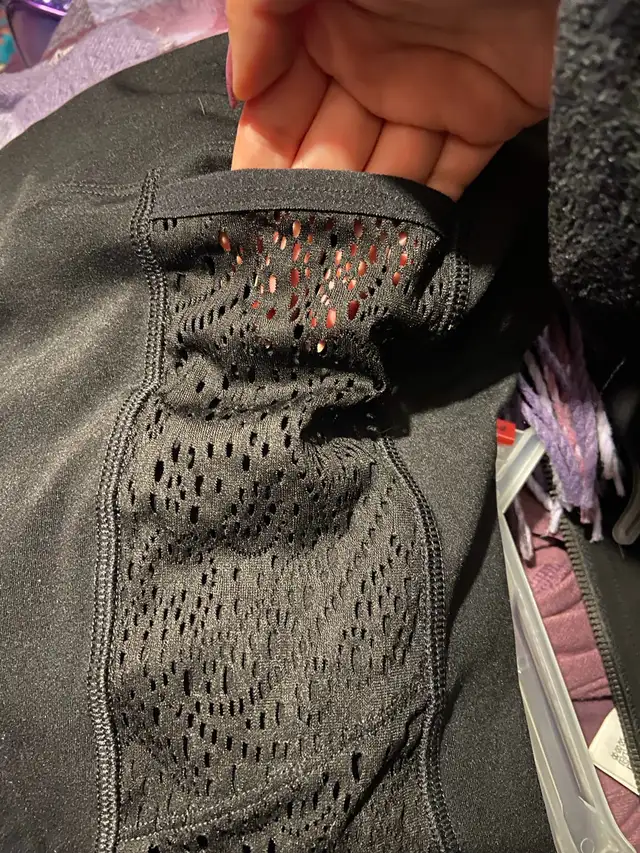 PINK Sport biker shorts sizeXS in Women's - Bottoms in City of Toronto - Image 5