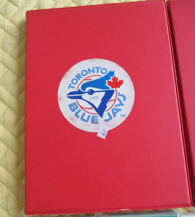 Hank Donruss Books Collector Baseball 1992  Blue Jays Set in Arts & Collectibles in City of Toronto - Image 2