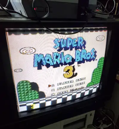 PHILIPS CRT TUBE 20” TV MODEL 20F1-03 1988 GAMING Excellent condition 20” CRT TV with RCAs, perfect...