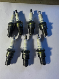 Motoneige sparkplug NGK BR10ES qty 7