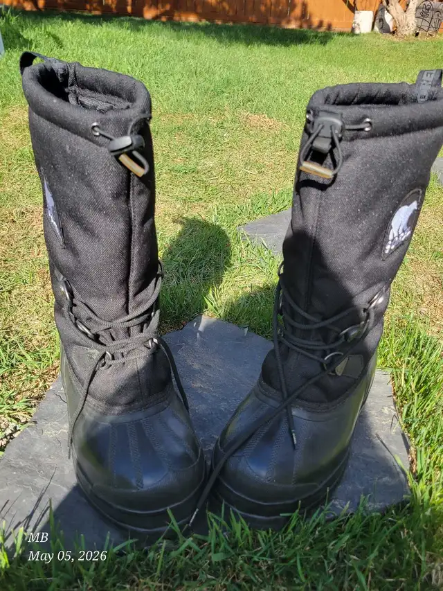 SOREL WOMEN'S HEAVY-DUTY BOOTS, Size 8 in Women's - Shoes in Calgary - Image 11