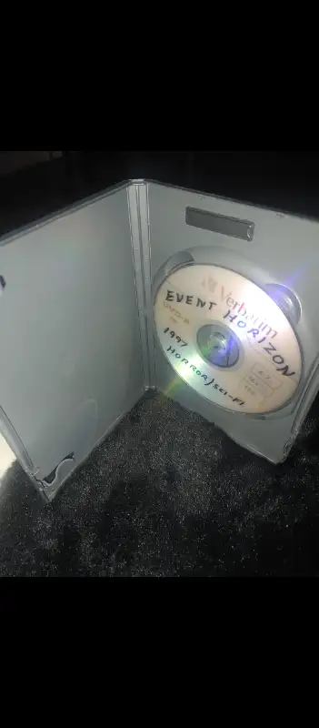 VERBATIM DVD -R DISC ...... SELLING AS A BLANK DISC..... COMES WITH A DVD CASE.... .... FOR MORE MOV...