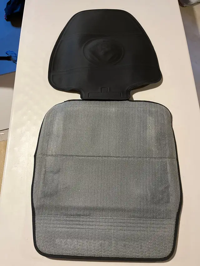 Three Car “ seat savers” for baby car seats! in Strollers, Carriers & Car Seats in London - Image 4