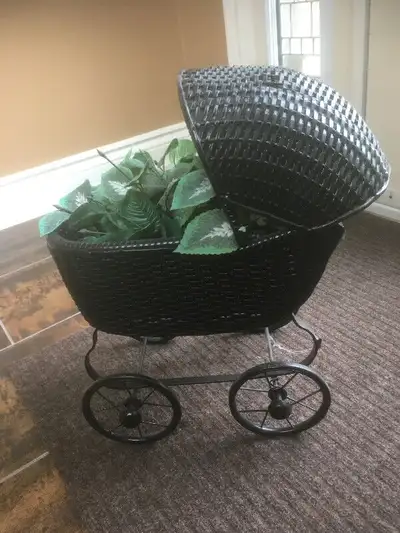 72 ads for doll carriage in Buy Sell in Ontario Kijiji Marketplaces