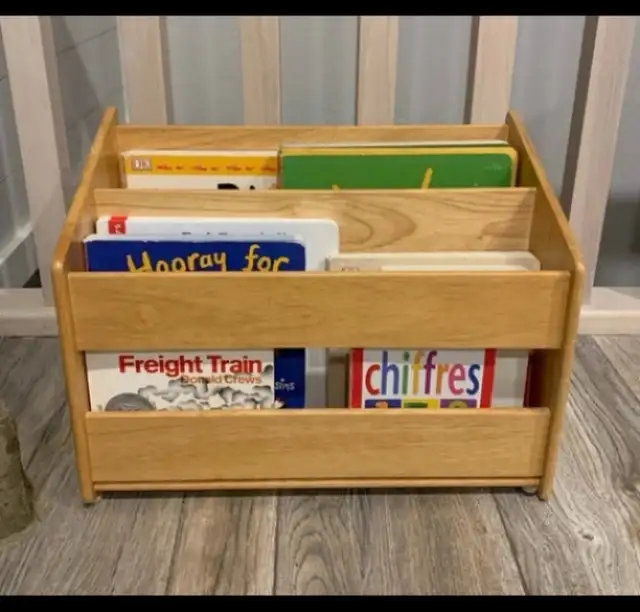 Children's Bookcase in Storage & Organization in Owen Sound - Image 3