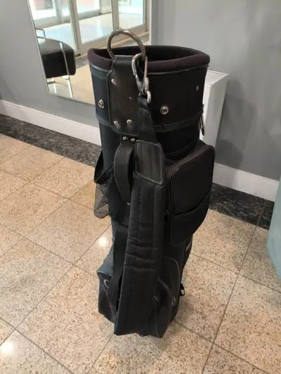 ️‍♂️ Augusta Golf Bag – Excellent Condition! ️‍♀️, View more