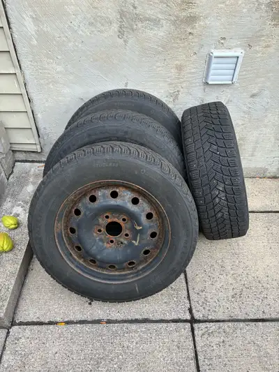 Set of 4 Michelin Ice&Snow Winter Tires on Rims Was previously on a Hyundai Sonota but will also fit...