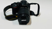 Nikon D5500 with 18-140 lens and accessories
