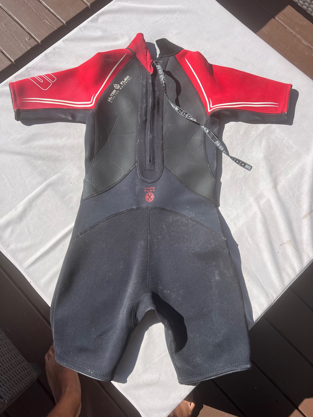 Three Shorty Wet suits  in Water Sports in Ottawa - Image 3
