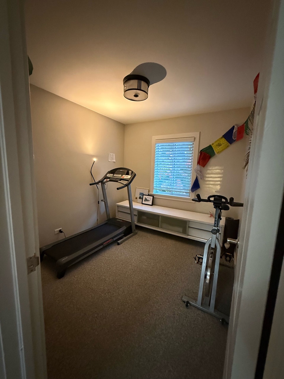 modern townhouse for rent in pembroke 4