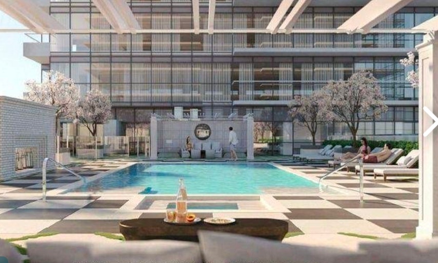 Penthouse-Level Living on the 22nd Floor 5