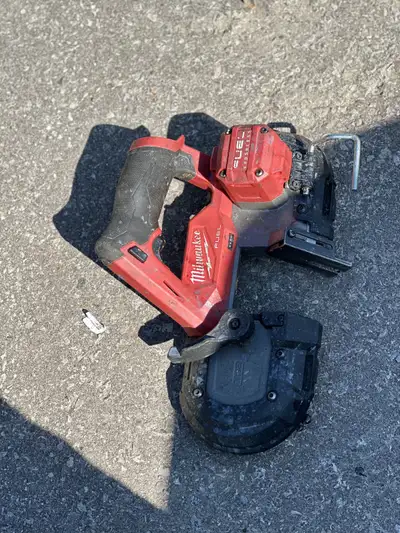 Milwaukee 2529-20 M12 FUEL™ Compact Band Saw , View more