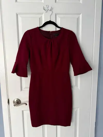 J Crew Women’s size 4P Burgundy Semi-Formal 3/4 Sleeve Dress, View more