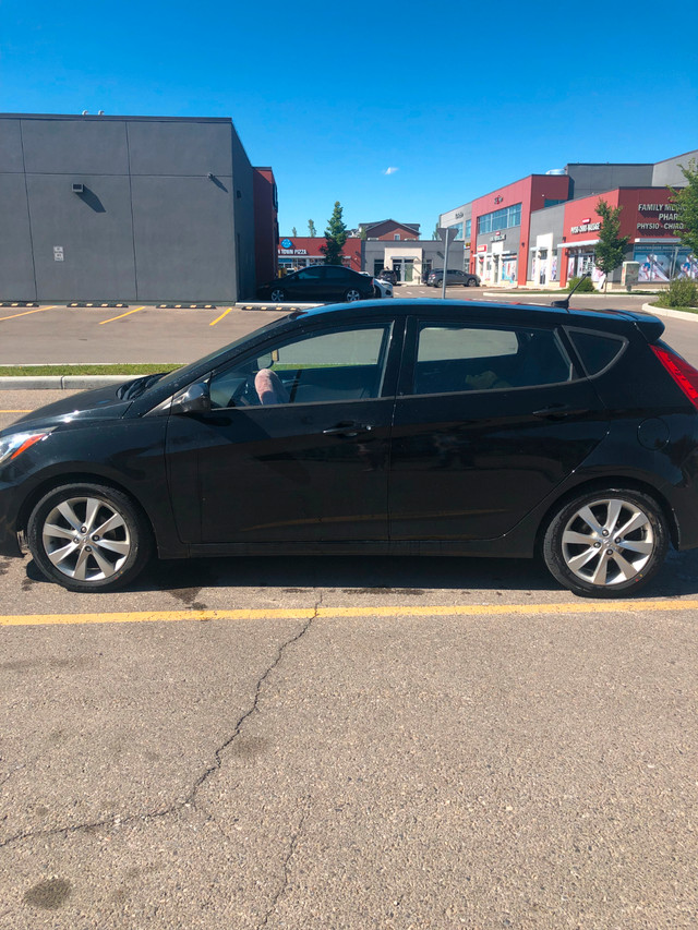 2013 Black Hyundai Accent for sale! in Cars & Trucks in Calgary - Image 2