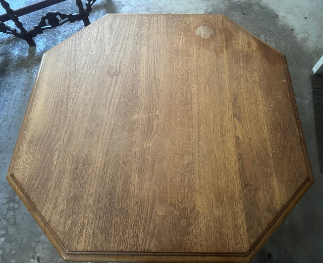 Antique Solid Wood Table in Other Tables in Charlottetown - Image 2