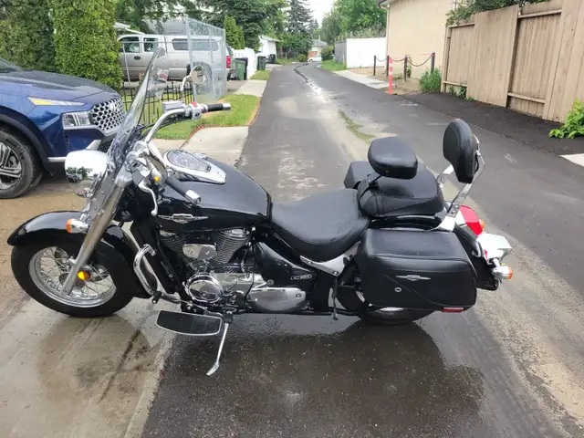 2015 Suzuki Boulevard C 50 SE in Street, Cruisers & Choppers in Edmonton - Image 6