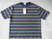 BRAND NEW - OLD NAVY T-SHIRT - SIZE XS (4-5)