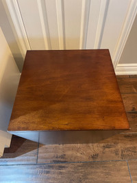 End table with storage 18x18”