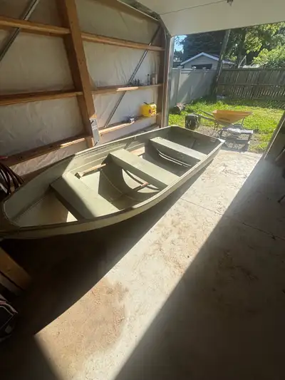 12ft mirror craft aluminum boat. No motor, no trailer. 700 obo. Need gone asap