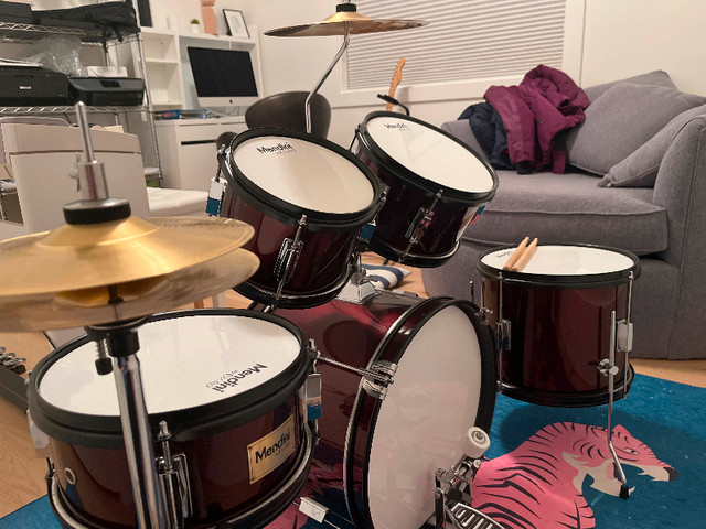 Mendini 5-piece kids drum kit in Drums & Percussion in Abbotsford - Image 3